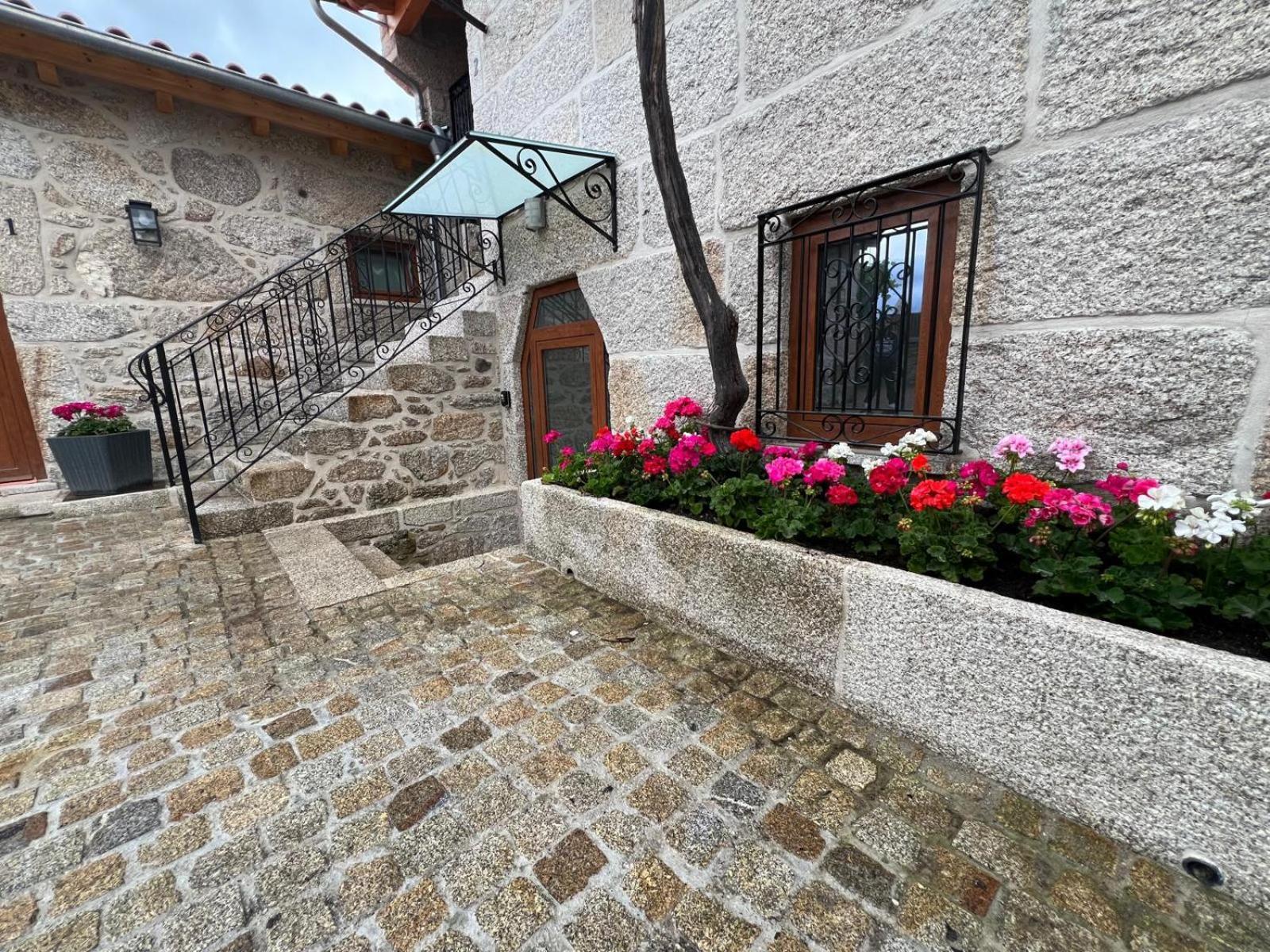 Eido De Bairros - Casa Vinha Da Touca T1 Vila Soajo Exterior foto